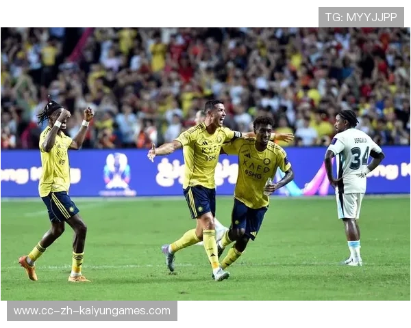 C罗精准爆射再破门，利雅得胜利状态火热