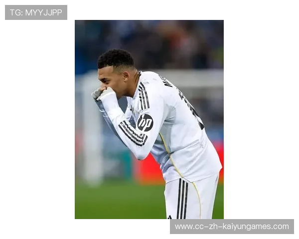 世界杯姆巴佩连续突破造险并亲自补射得手