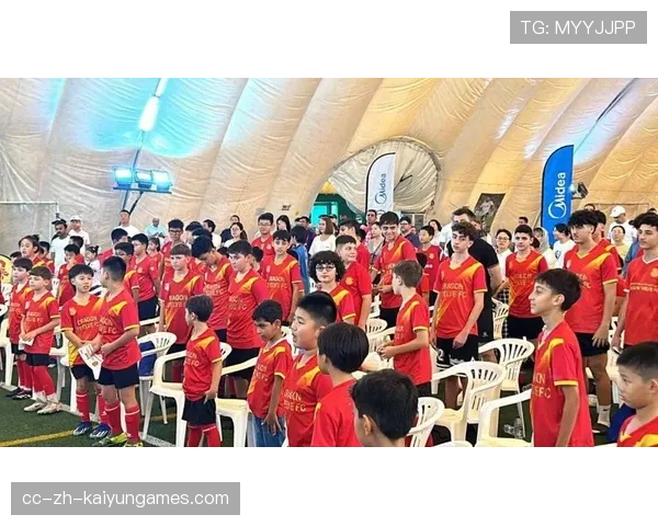 俱乐部青年球员获海外留学资助 兼顾学业与训练,国外足球青训的队员用上学吗 俱乐部青年球员获海外留学资助 兼顾学业与训练,国外足球青训的队员用上学吗